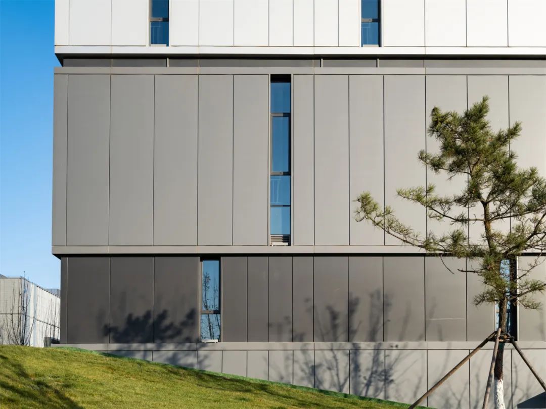 萬(wàn)事達(dá)30天極速交付，賦能環(huán)磁山項(xiàng)目幕墻美學(xué)！(圖9)